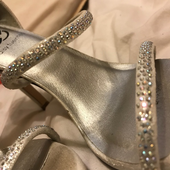 Won’t wear again - Picture 2 of 5